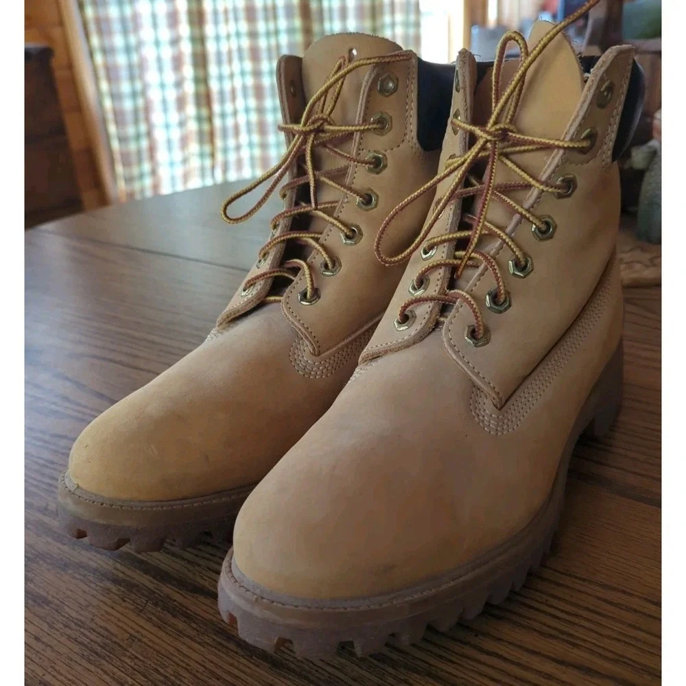 Timberland Premium 6-Inch Waterproof Boots Wheat Nubuck Men's Size 8 W (Wide)